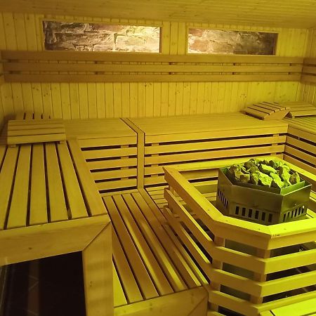 Schloss Goldacker - Das Schloss Der Gesundheit Weberstedt Экстерьер фото